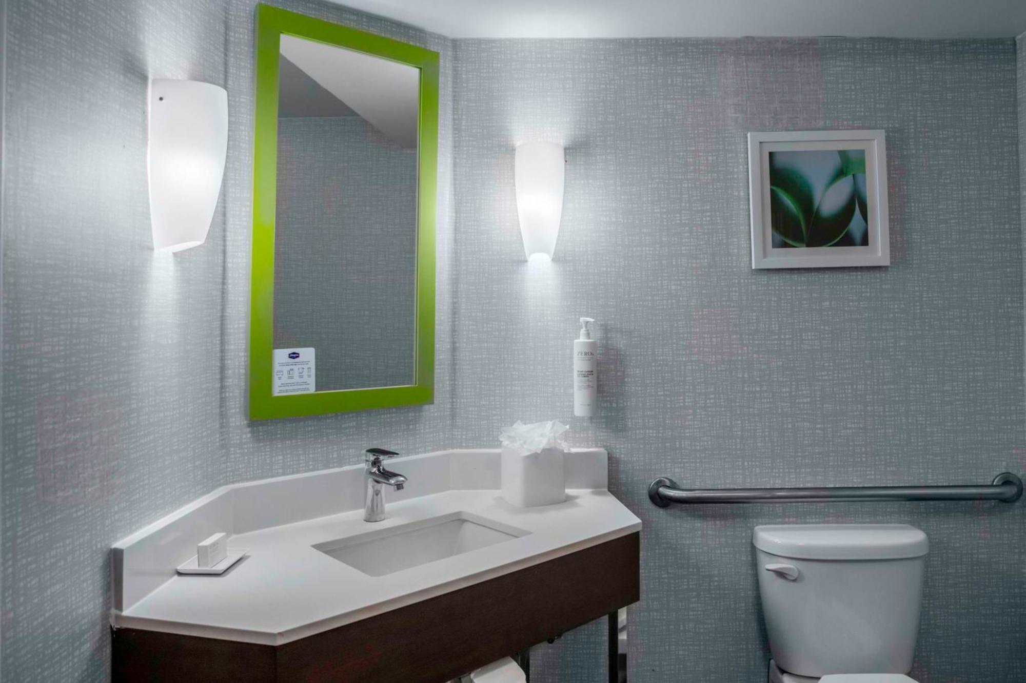 Hampton Inn Detroit Northville Экстерьер фото