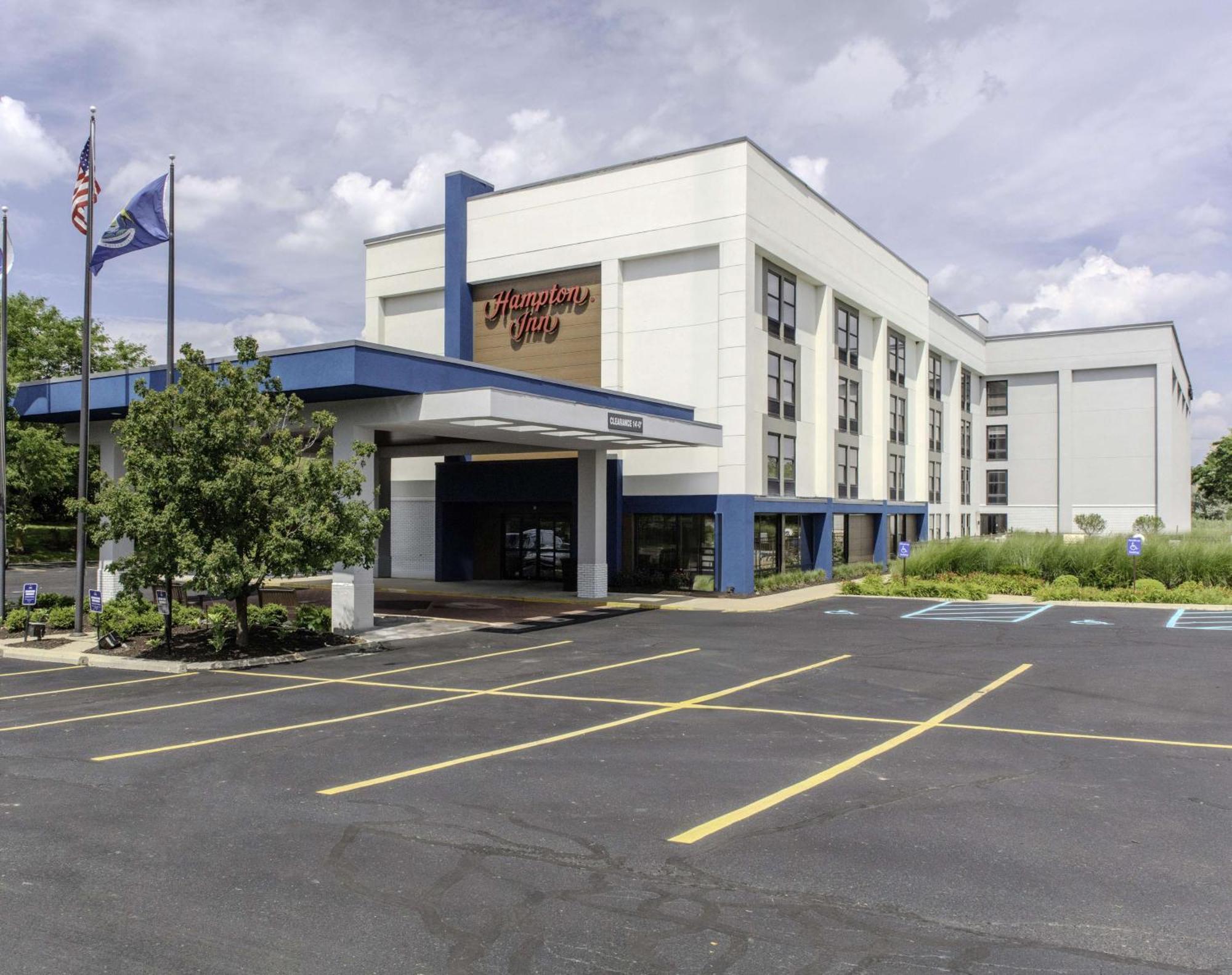 Hampton Inn Detroit Northville Экстерьер фото
