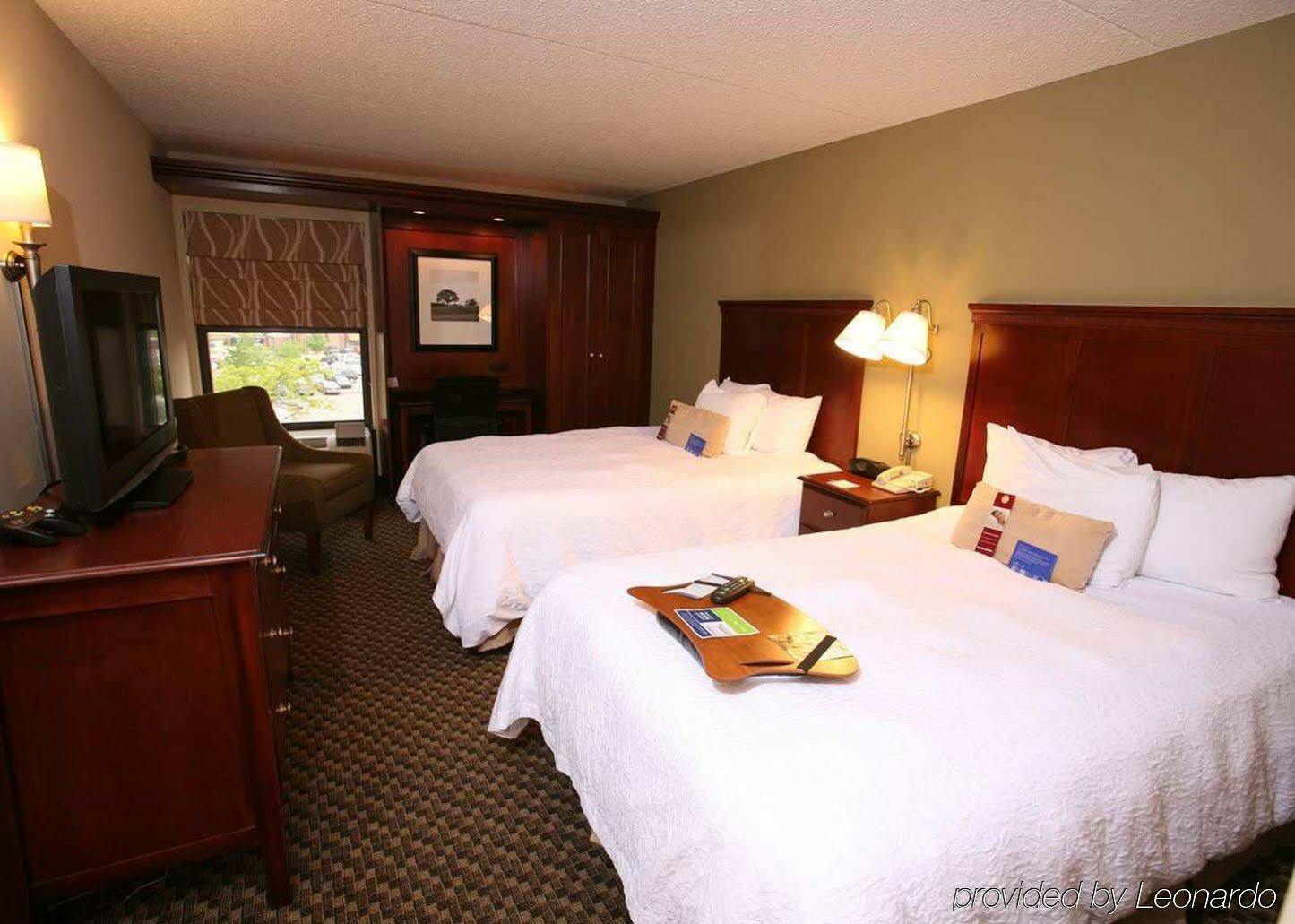 Hampton Inn Detroit Northville Экстерьер фото